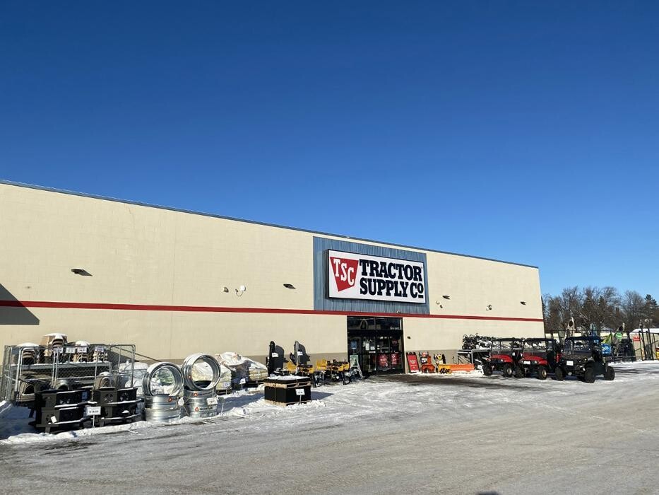 Images Tractor Supply Co.