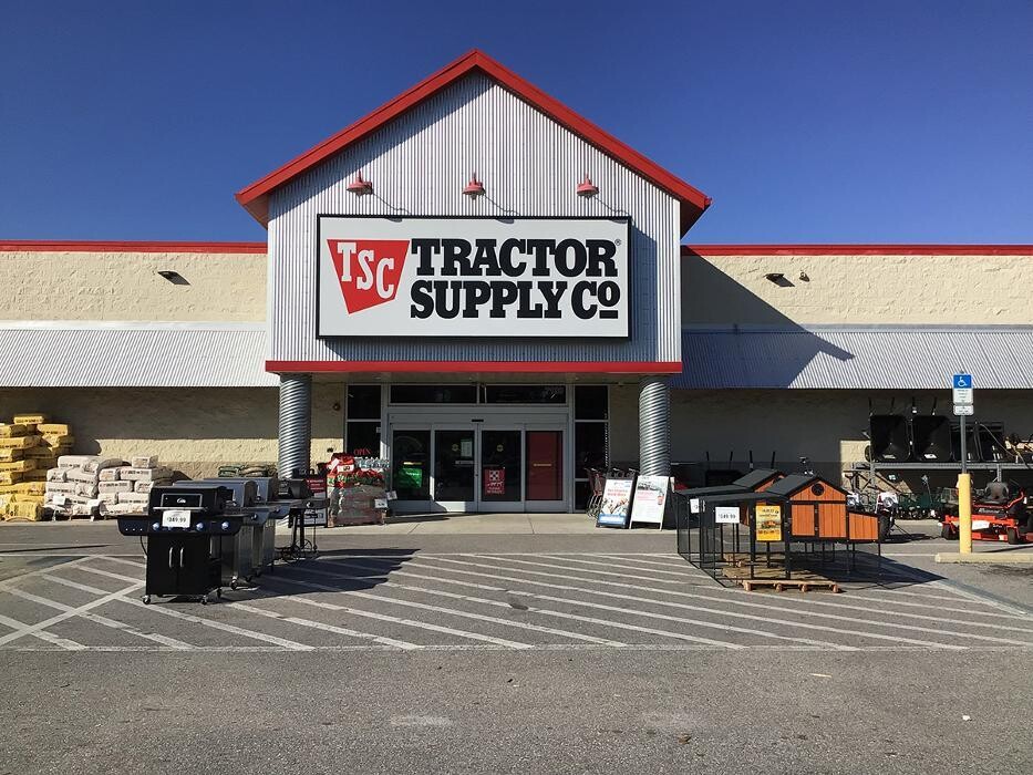 Images Tractor Supply Co.