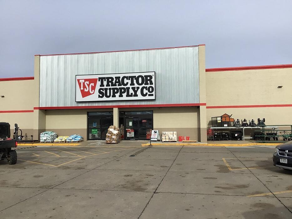 Images Tractor Supply Co.