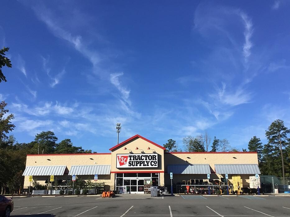 Images Tractor Supply Co.