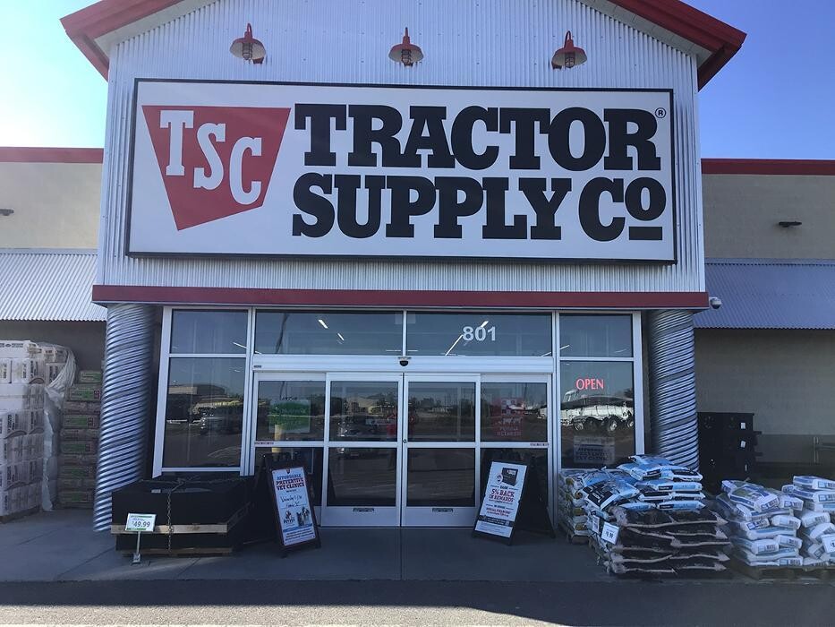 Images Tractor Supply Co.