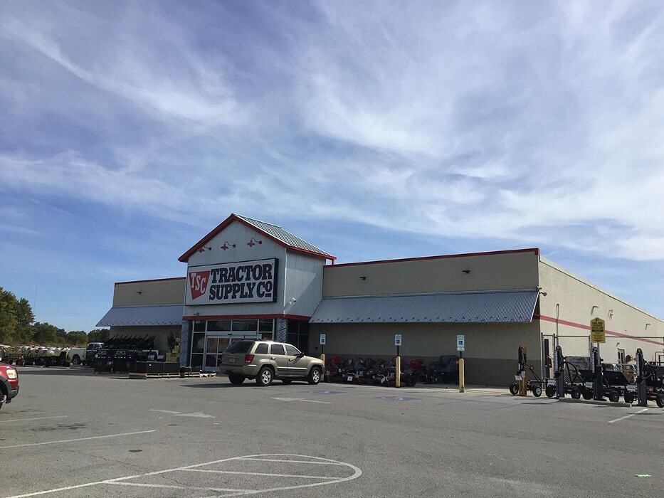 Images Tractor Supply Co.