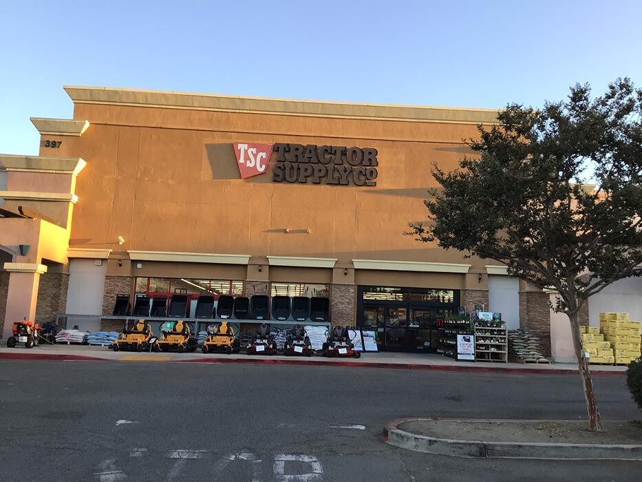 Images Tractor Supply Co.
