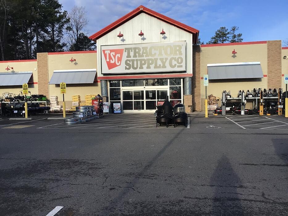 Images Tractor Supply Co.