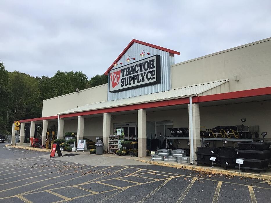 Images Tractor Supply Co.
