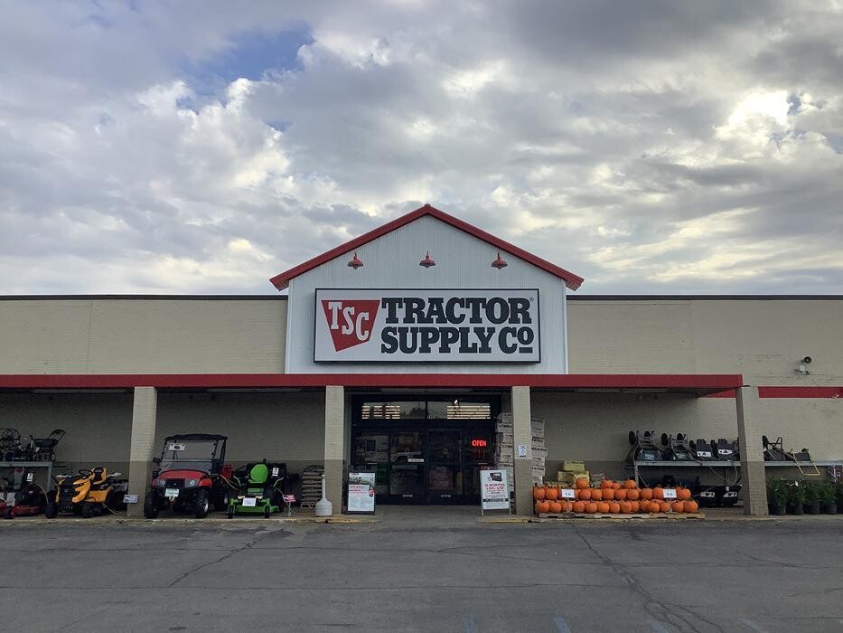 Images Tractor Supply Co.