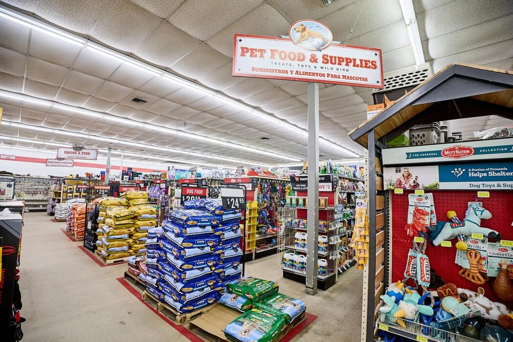 Images Tractor Supply Co.