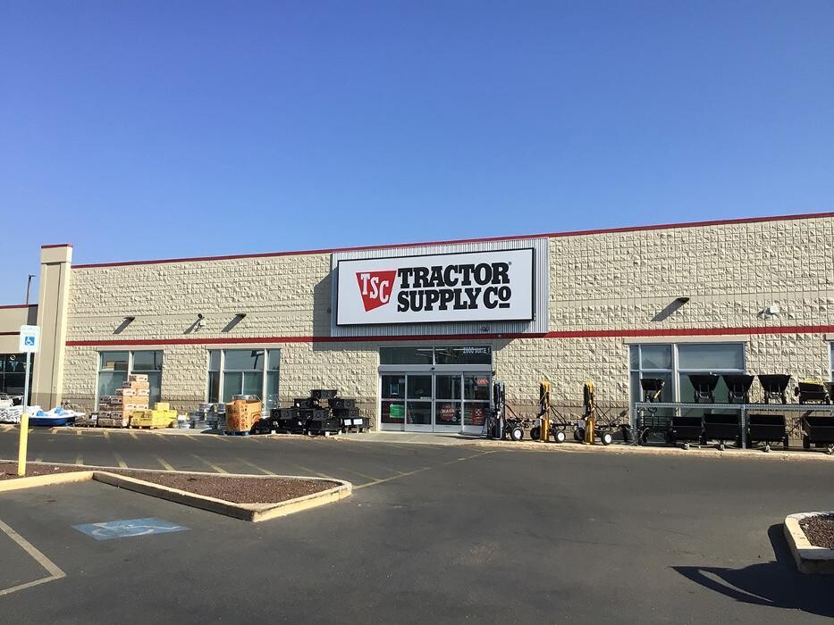 Images Tractor Supply Co.