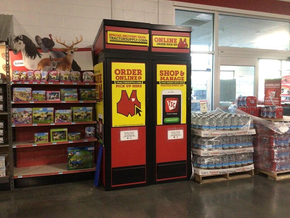 Images Tractor Supply Co.