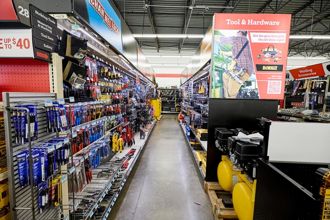 Images Tractor Supply Co.