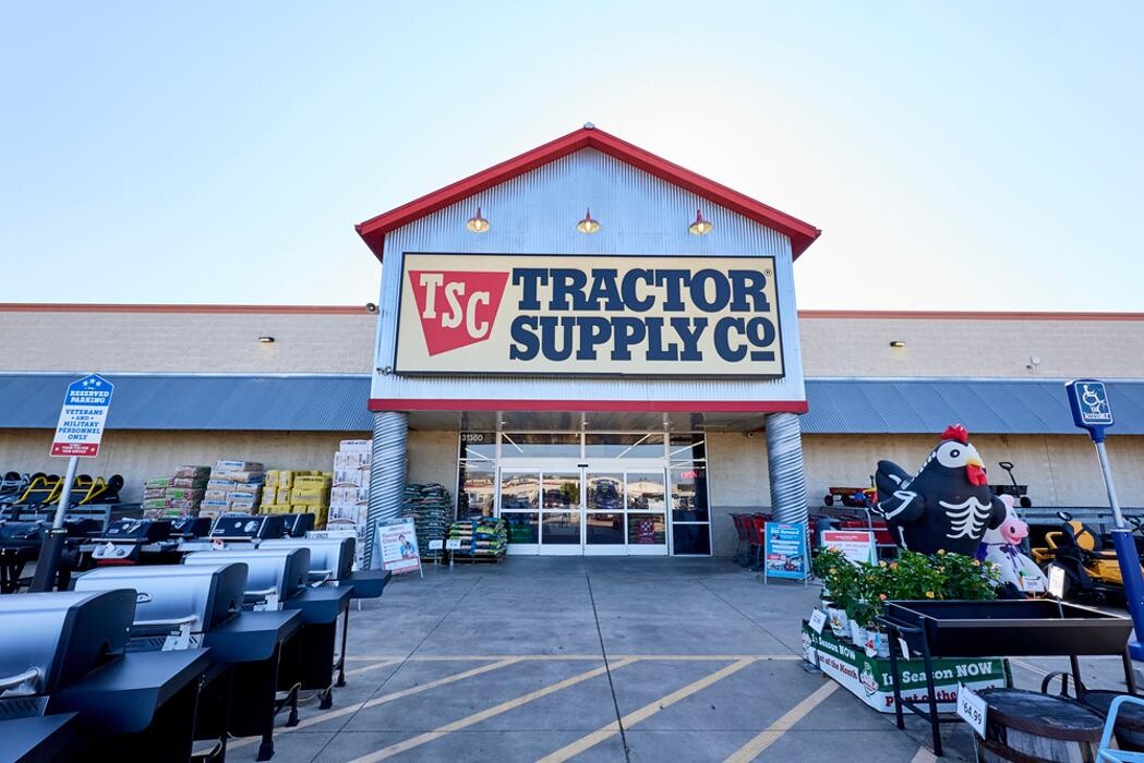 Images Tractor Supply Co.