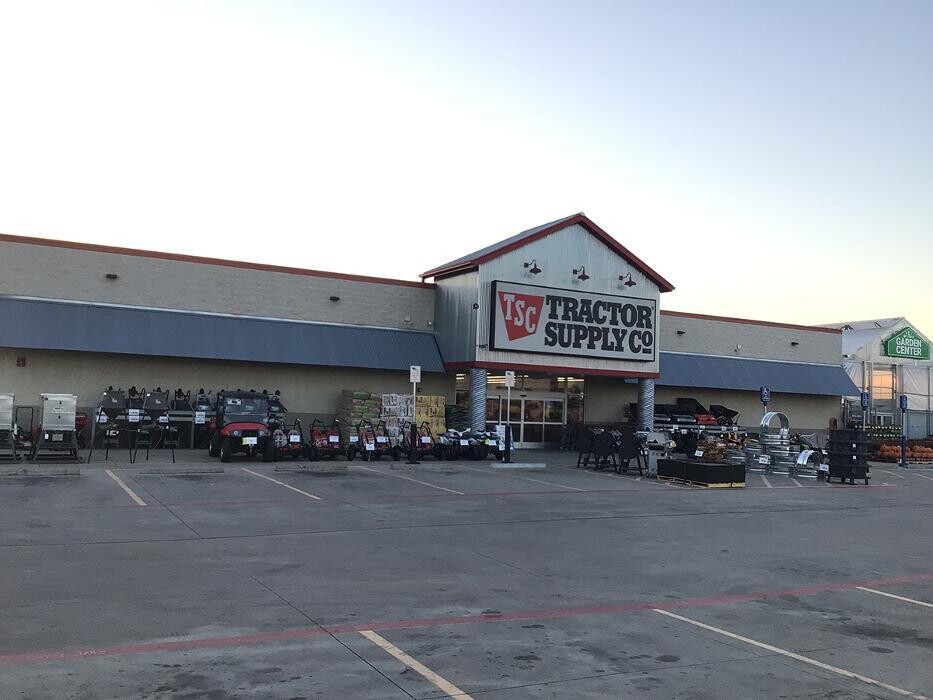 Images Tractor Supply Co.