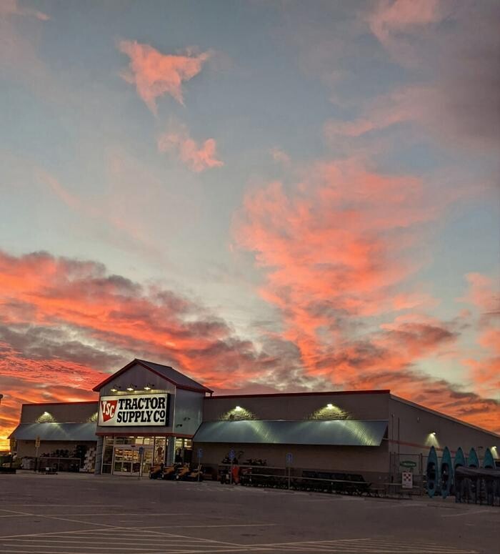 Images Tractor Supply Co.