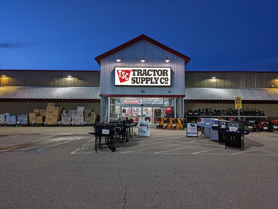 Images Tractor Supply Co.