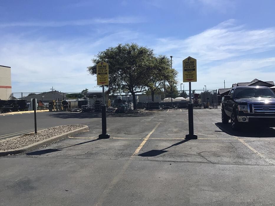 Images Tractor Supply Co.