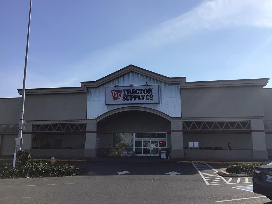 Images Tractor Supply Co.