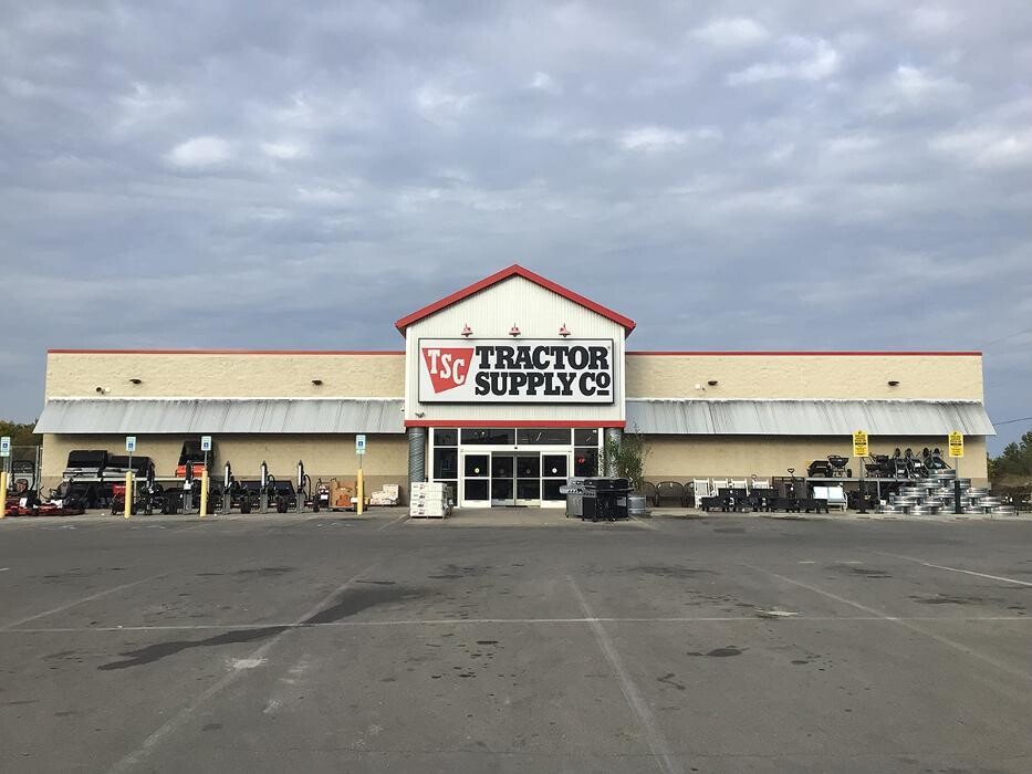 Images Tractor Supply Co.