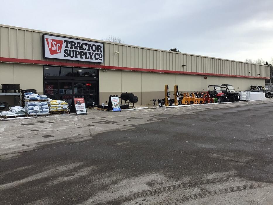 Images Tractor Supply Co.