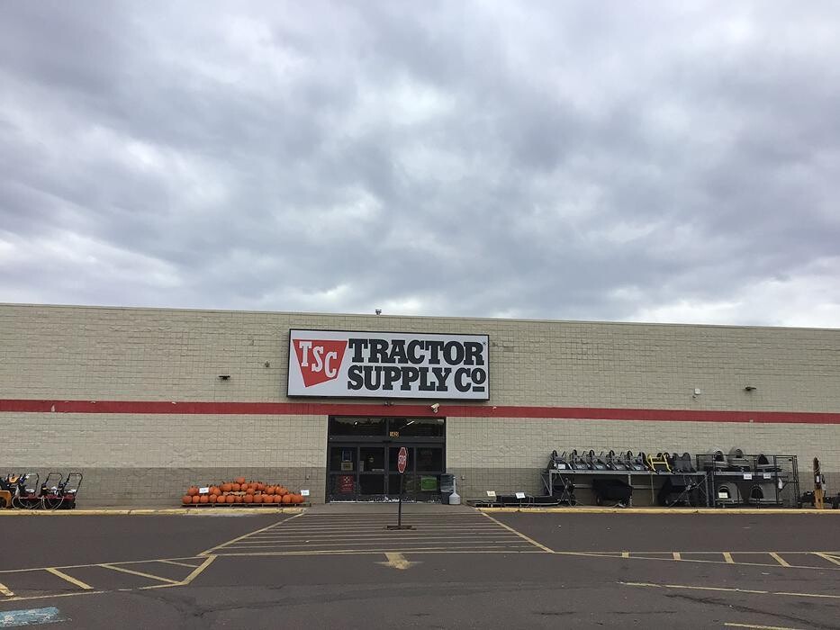Images Tractor Supply Co.