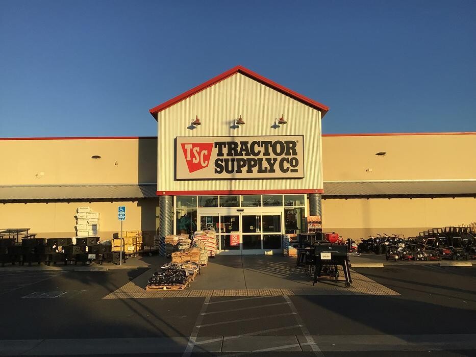 Images Tractor Supply Co.