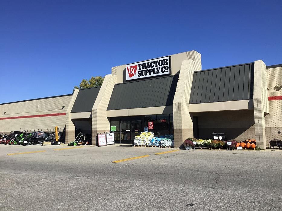Images Tractor Supply Co.