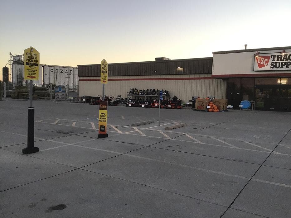 Images Tractor Supply Co.