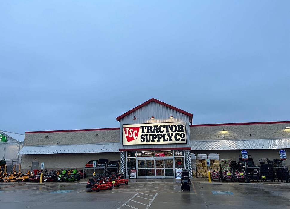 Images Tractor Supply Co.