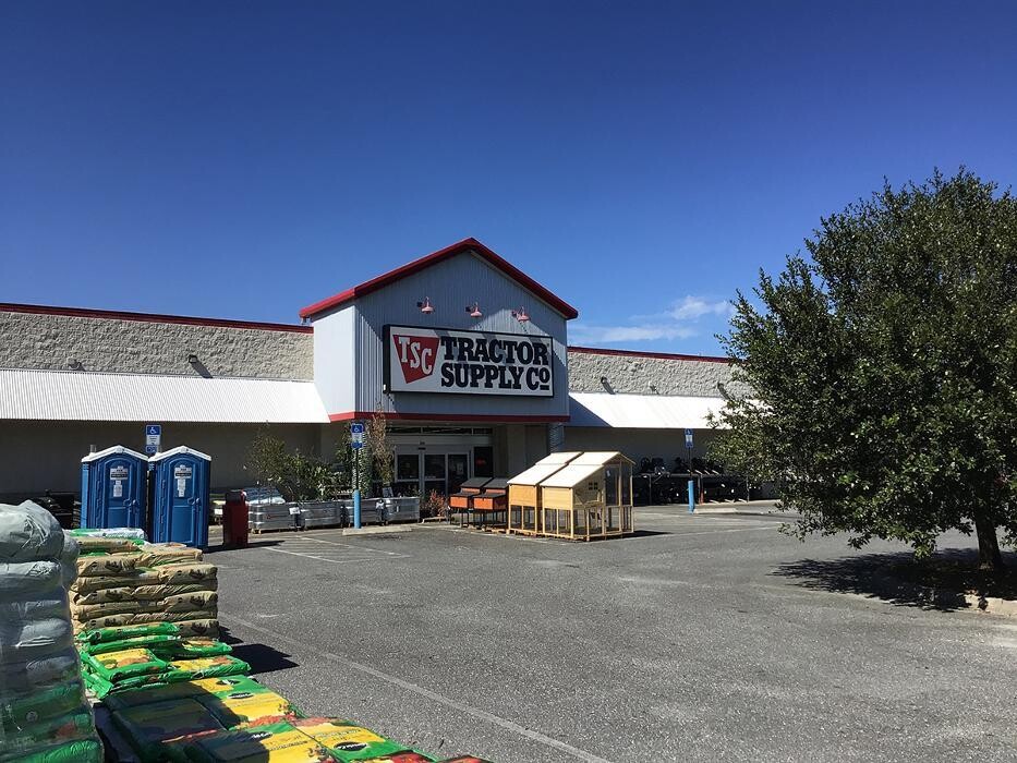 Images Tractor Supply Co.