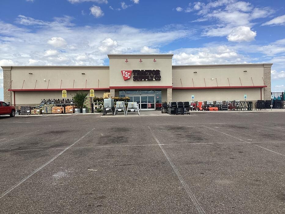 Images Tractor Supply Co.