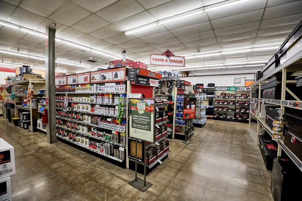 Images Tractor Supply Co.