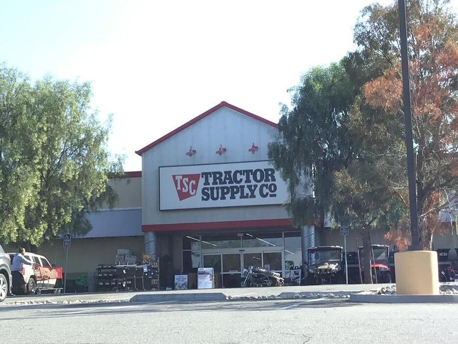 Images Tractor Supply Co.