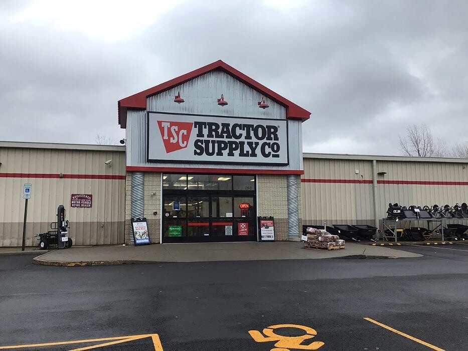 Images Tractor Supply Co.