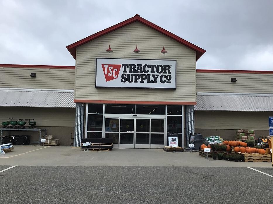 Images Tractor Supply Co.