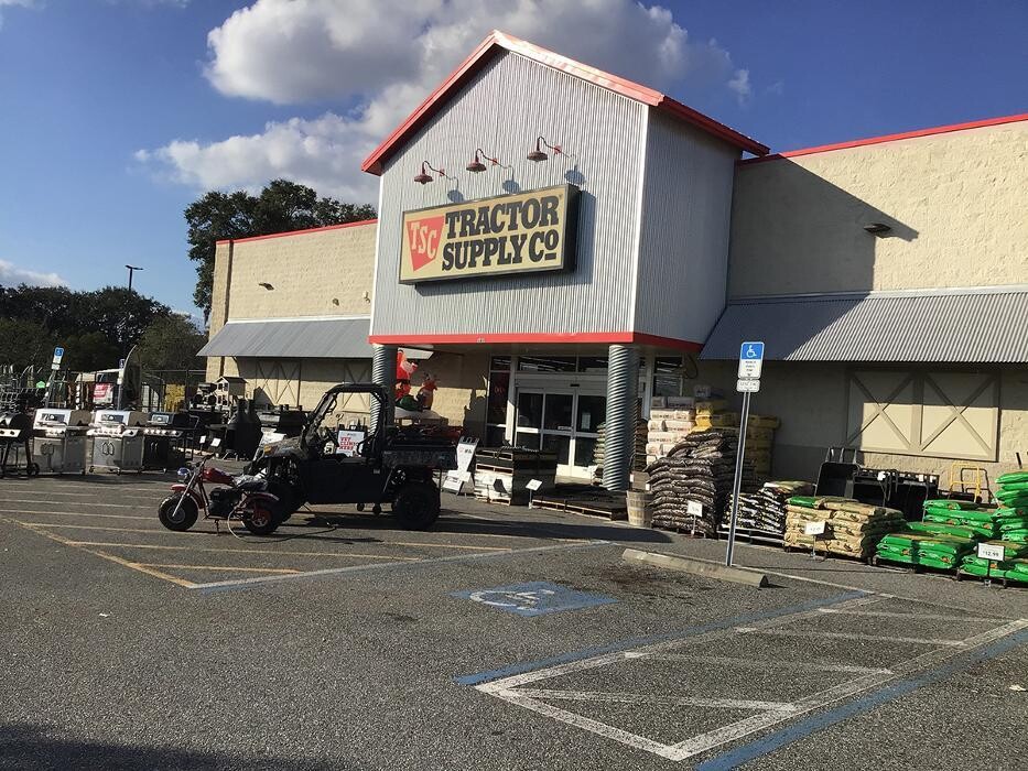 Images Tractor Supply Co.