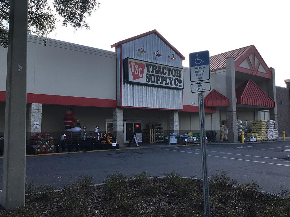 Images Tractor Supply Co.