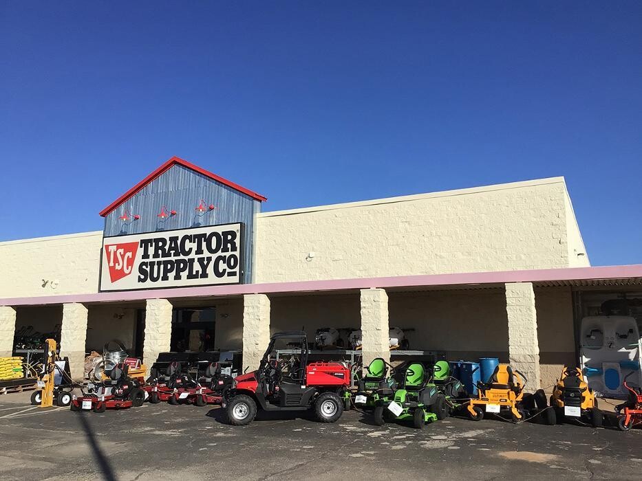 Images Tractor Supply Co.