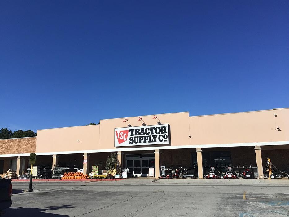 Images Tractor Supply Co.