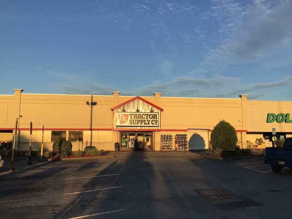 Images Tractor Supply Co.