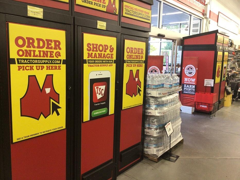 Images Tractor Supply Co.