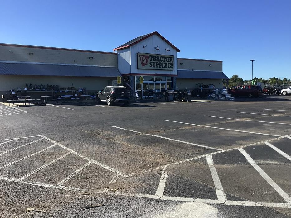 Images Tractor Supply Co.