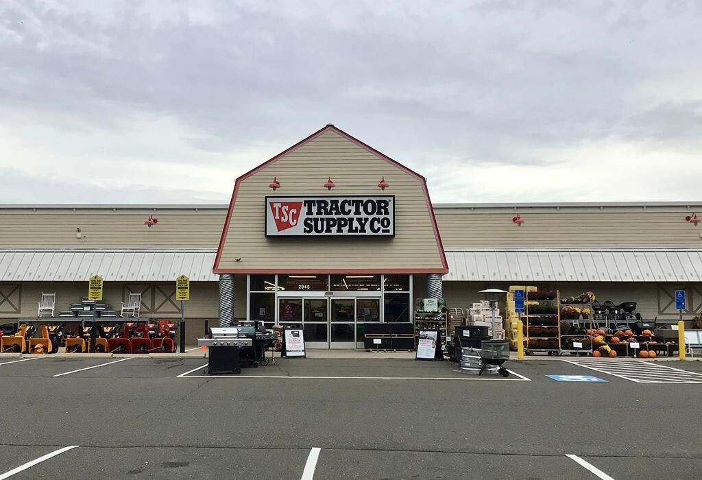 Images Tractor Supply Co.