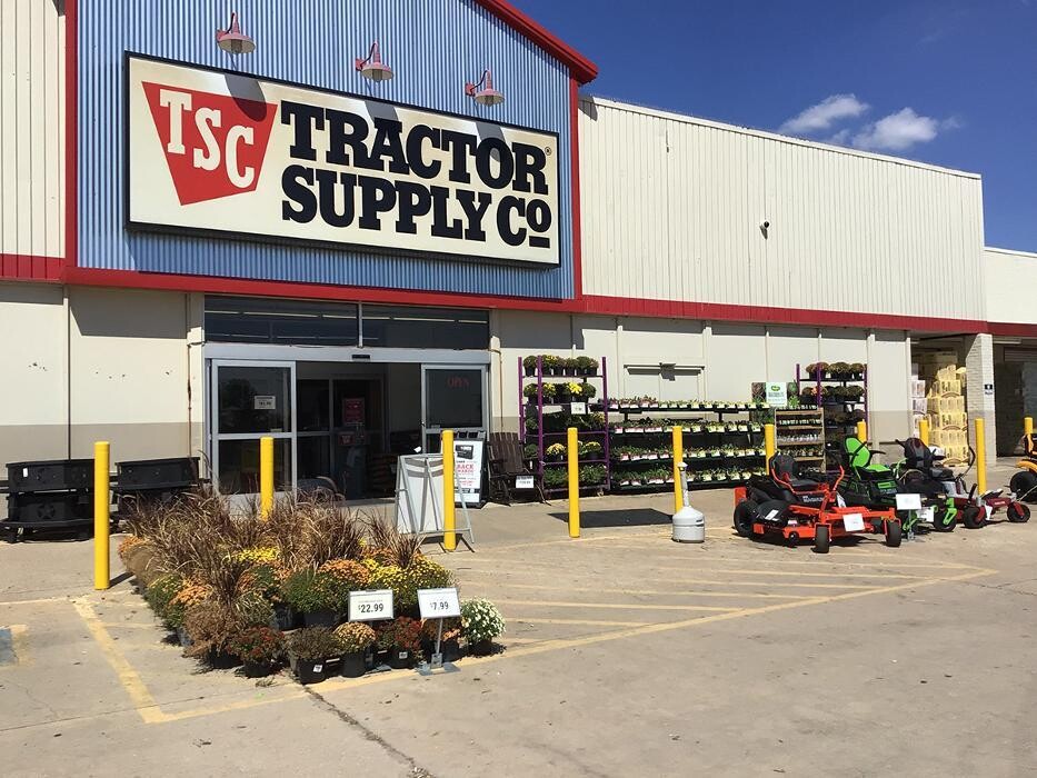 Images Tractor Supply Co.