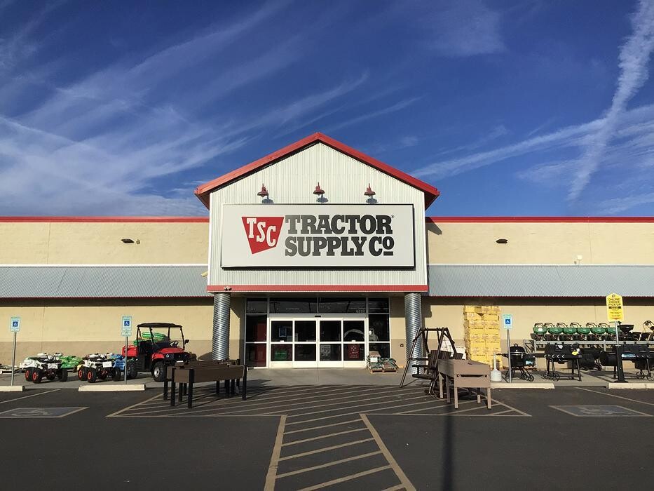Images Tractor Supply Co.