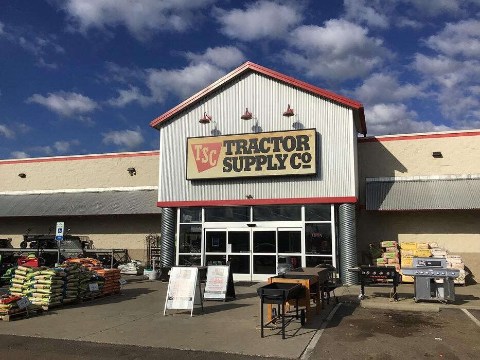 Images Tractor Supply Co.