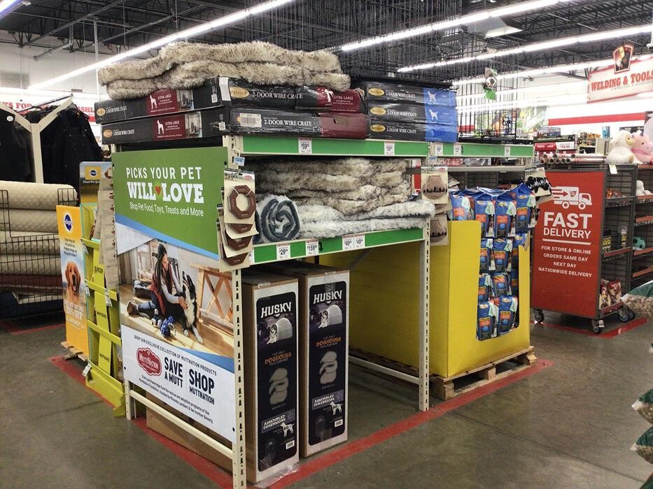 Images Tractor Supply Co.