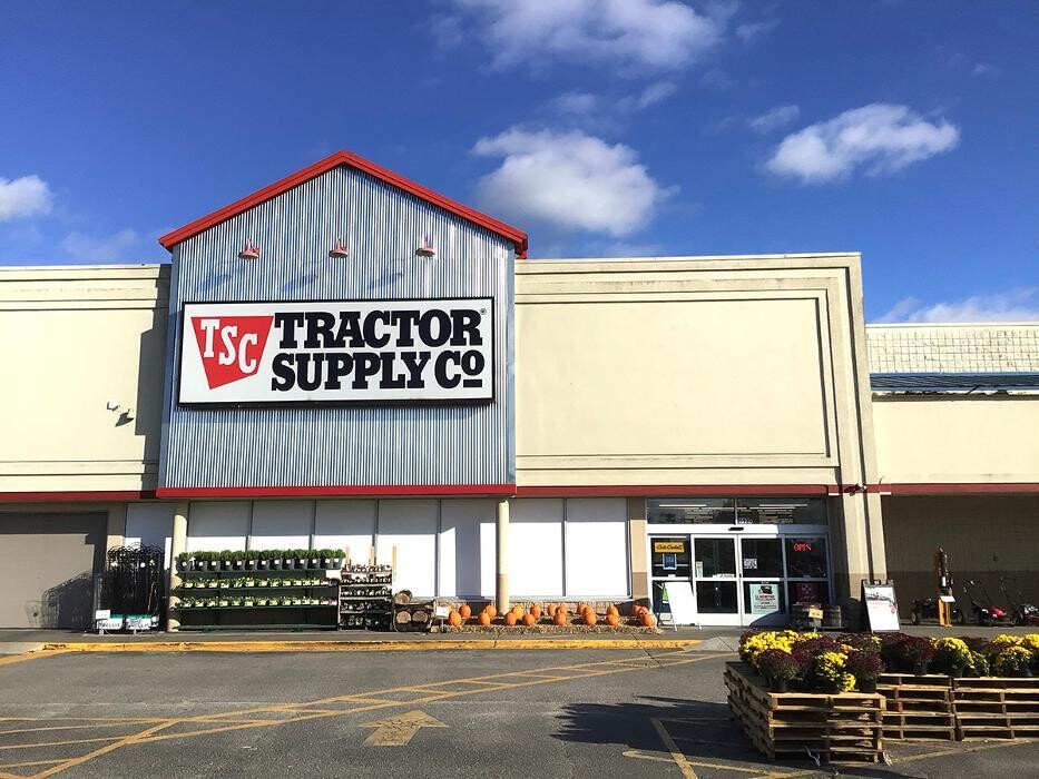 Images Tractor Supply Co.