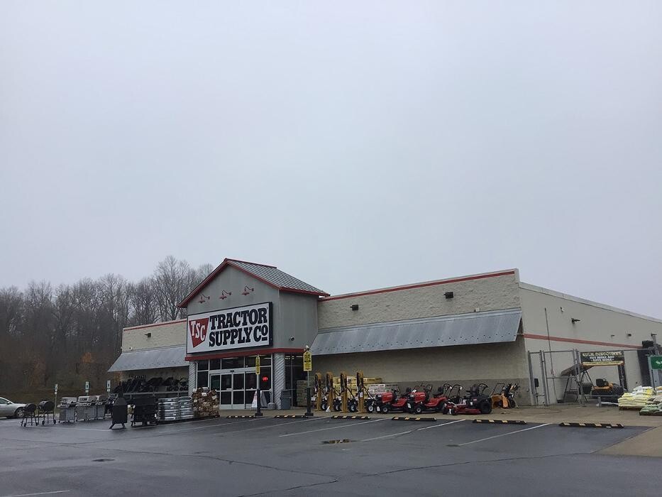 Images Tractor Supply Co.