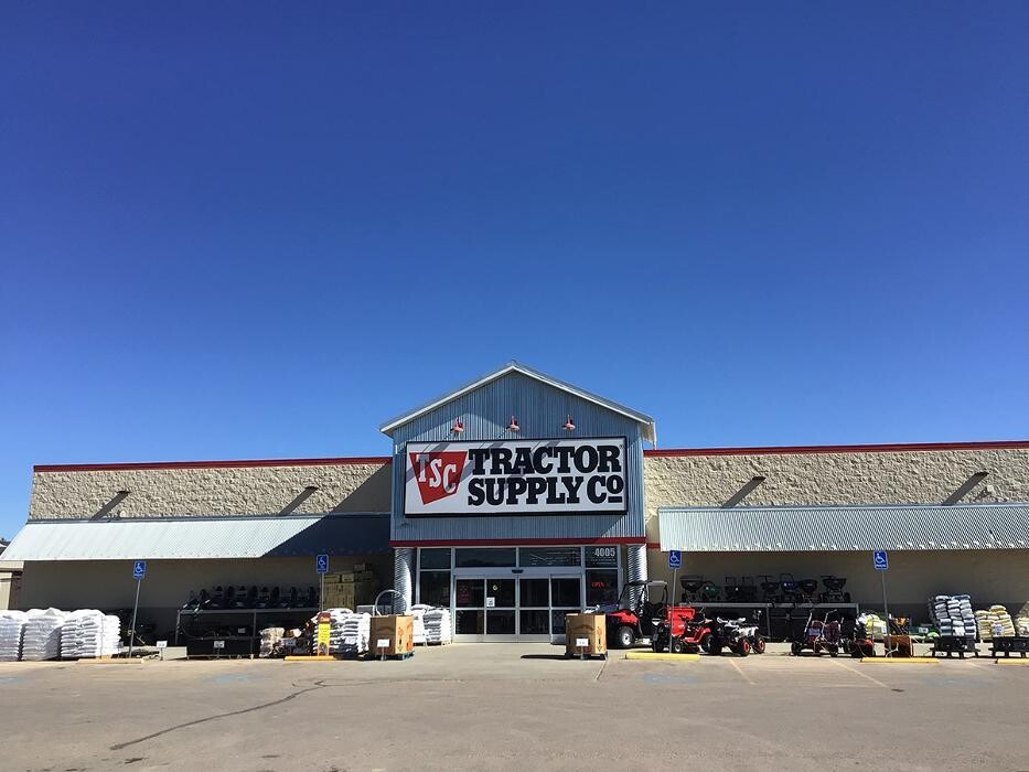 Images Tractor Supply Co.