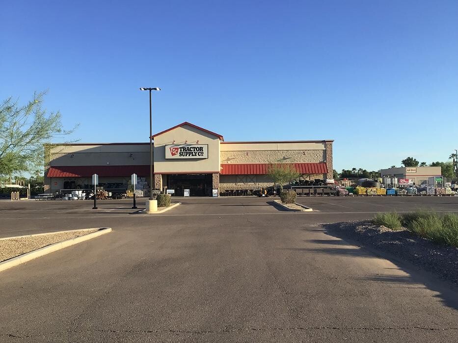 Images Tractor Supply Co.