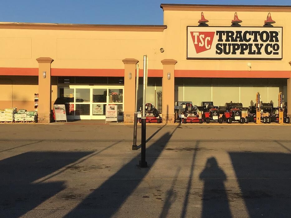 Images Tractor Supply Co.